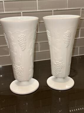 Set of 2 Vintage 10” Indiana Glass Colony Harvest Grape Milk Glass Vase